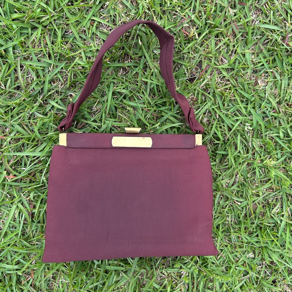 Vintage EDWARDS Elegant Burgundy Handbag